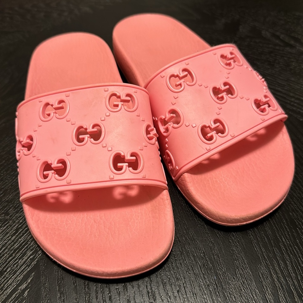 Gucci Sandals - Picture 1 of 9